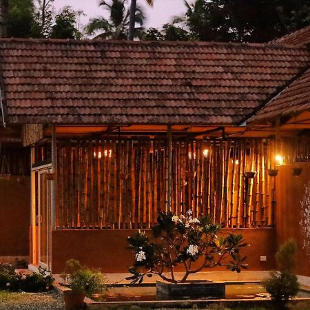 Pura Vida Varkala Hotel ภายนอก รูปภาพ