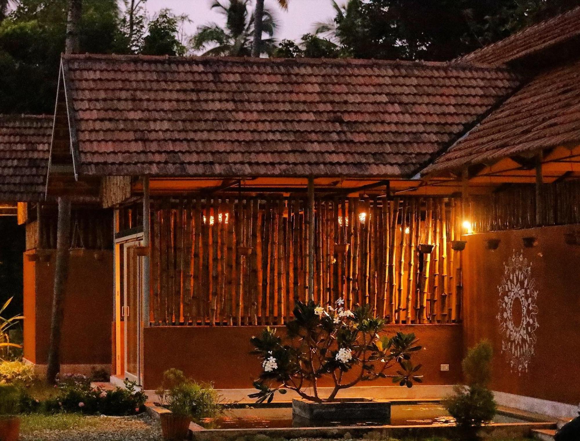 Pura Vida Varkala Hotel ภายนอก รูปภาพ