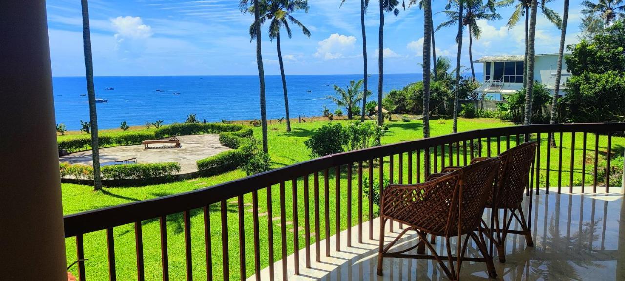 Pura Vida Varkala Hotel ภายนอก รูปภาพ