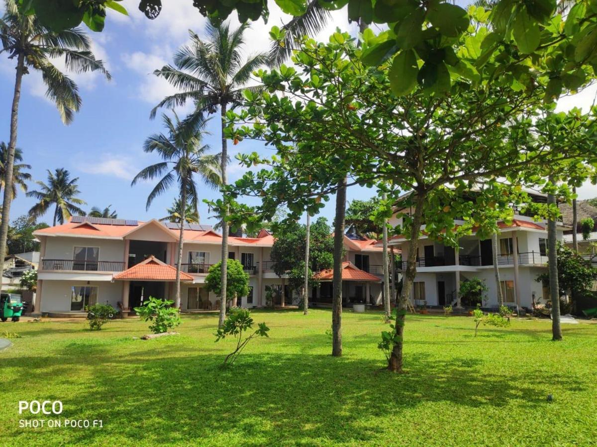 Pura Vida Varkala Hotel ภายนอก รูปภาพ